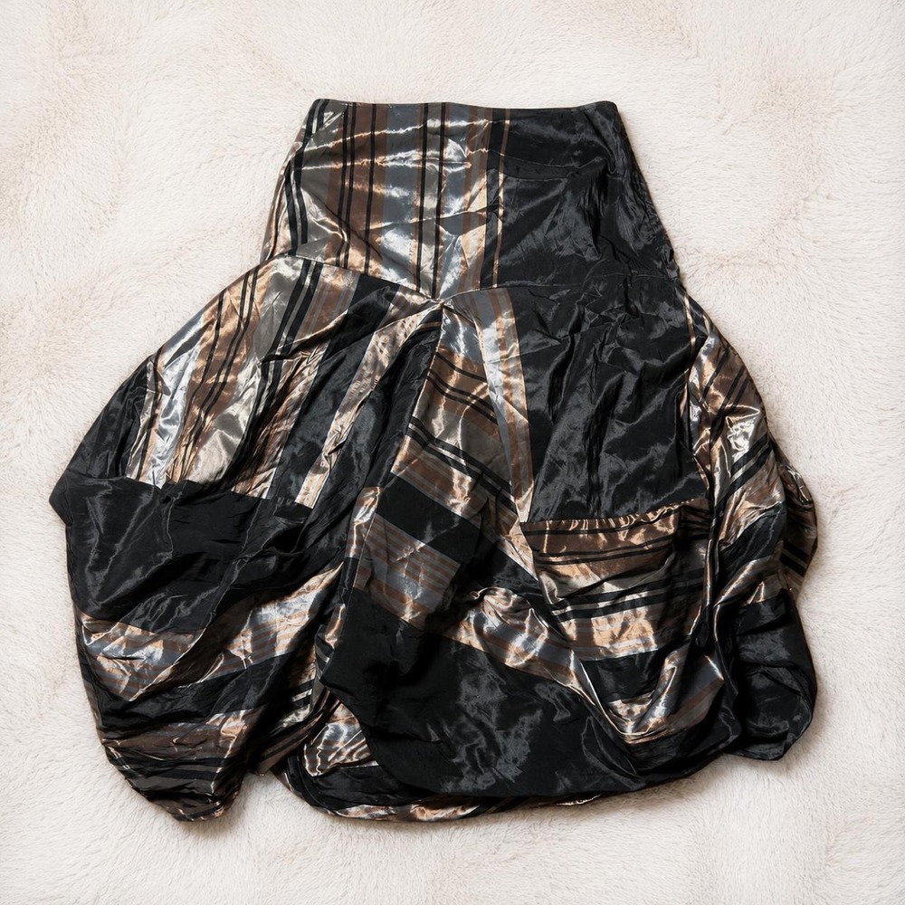 Euro Vintage Italian Bubble Hem Plaid Midi Skirt 🤎